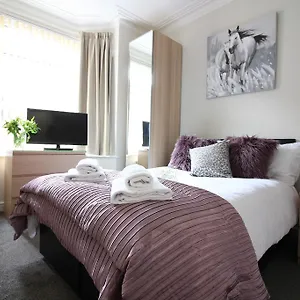 https://diamond-beechfield-house.hotelsin-nottingham.com